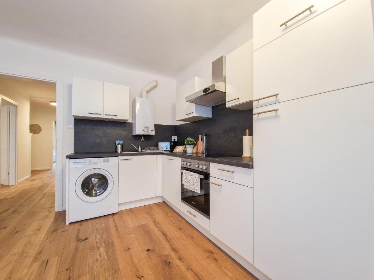 וינה Feelhome - Design Apartment - Kitchen - Kingbed - Smart Tv מראה חיצוני תמונה